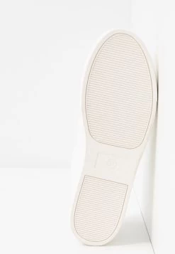 Anna Field Sneakers Laag - White 15 Anna Field Sneakers Laag - White -Schoenenwinkel 046973c2861a4988820e8e5f6afab865