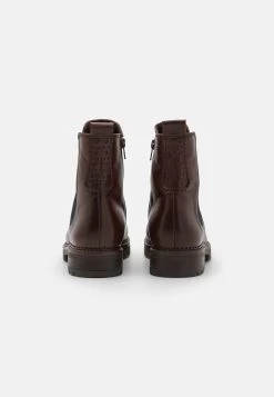 Gabor Comfort Korte Laarzen - Dark Brown -Schoenenwinkel 1787a555af29445181c12b7a6217fac5
