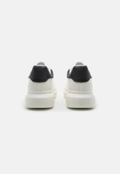 Anna Field Sneakers Laag - White/Black 11 Anna Field Sneakers Laag - White/Black -Schoenenwinkel 2b04c32557504f29932c32465a394069