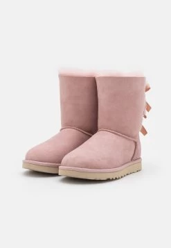 Ugg Bailey Bow - Korte Laarzen - Rose Grey -Schoenenwinkel 31b3073874a8413cbd74807b209ee6c1