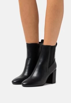 Schoenenwinkel 18 Anna Field Korte Laarzen - Black