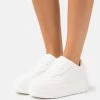 Call It Spring Ivey - Sneakers Laag - White 1 Call It Spring Ivey - Sneakers Laag - White -Schoenenwinkel 4b495b6e6d634d2ea1dcca0dd810caff