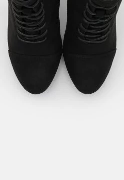 Veterboots - Black -Schoenenwinkel 5d1877a5c2284f108017bb41a585090f