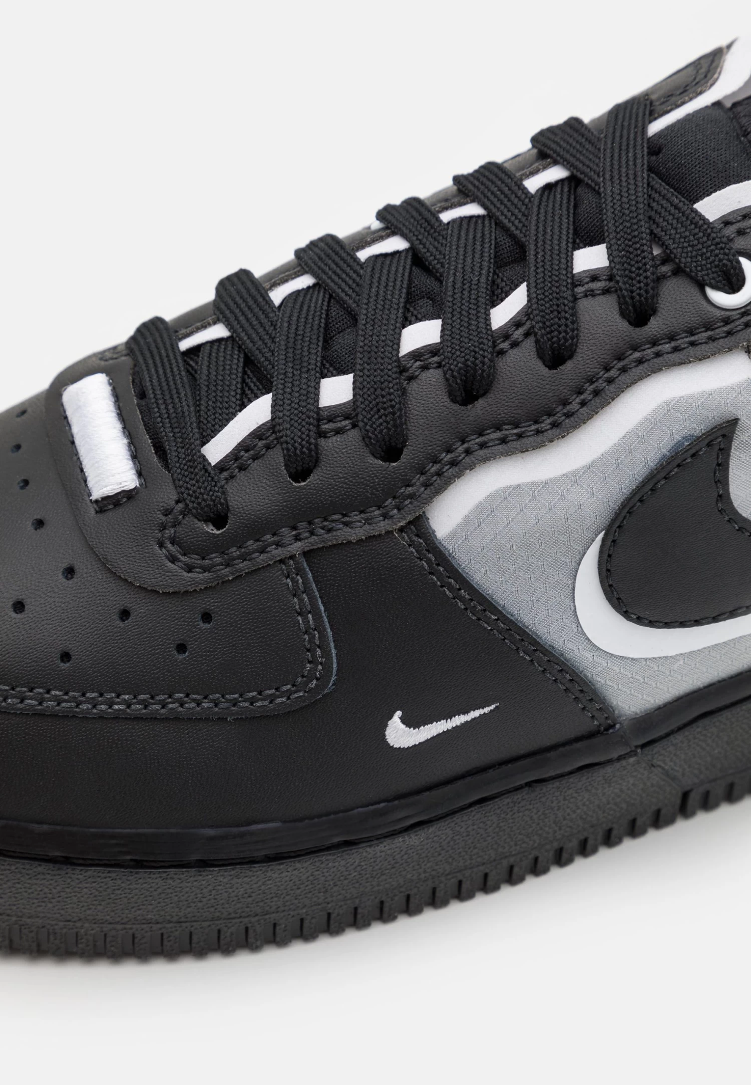 Nike Sportswear Air Force 1 React Unisex - Sneakers Laag - Black/White 8 Nike Sportswear Air Force 1 React Unisex - Sneakers Laag - Black/White - Afbeelding 6