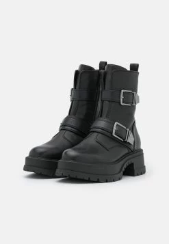 Tamaris Cowboy-/Bikerlaarsjes - Black -Schoenenwinkel 7a0a3dd47b8a49219a8d5c798d237184