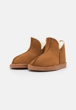 Pier One Leather- Pantoffels - Cognac 10 Pier One Leather- Pantoffels - Cognac -Schoenenwinkel 802d610566b548acbd8cf766bdba55b8
