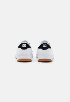 DC SHOES Striker Unisex - Sneakers Laag - White/Black -Schoenenwinkel 8256fc90c2f6467fb37d27b5ace9d9a5