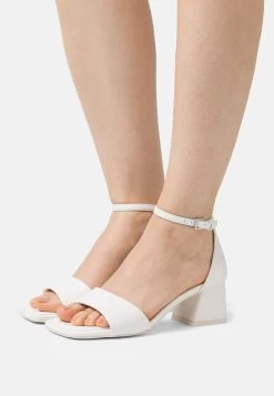 Schoenenwinkel 6 Call It Spring Vickie - Sandalen - White