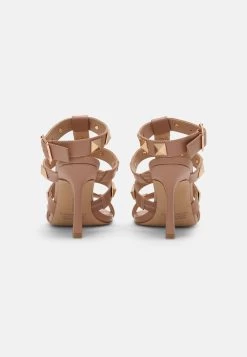 Steve Madden Capri - Sandalen - Nude 17 Steve Madden Capri - Sandalen - Nude -Schoenenwinkel 9d4045aa0c954c89a6b211a34353d80a