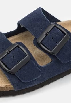 Pier One Leather Unisex - Pantoffels - Dark Blue 13 Pier One Leather Unisex - Pantoffels - Dark Blue -Schoenenwinkel a5a88158e25a4eb4b3e59dc262861c25