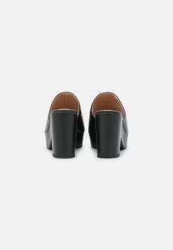 Wide Fit - Muiltjes Met Hak - Black 11 Wide Fit - Muiltjes Met Hak - Black -Schoenenwinkel b55520beef73467197135975547764b9