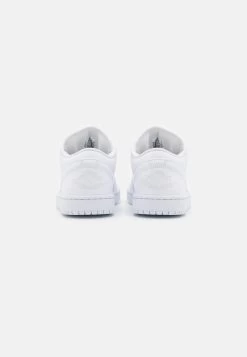 Wmns Air Jordan 1 Low 365 - Sneakers Laag - White -Schoenenwinkel be70a3e803c841de81fe5e12a4453d7b