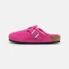Birkenstock Boston Regular - Pantoffels - Fuchsia Tulip 2 Birkenstock Boston Regular - Pantoffels - Fuchsia Tulip -Schoenenwinkel e9642614c93c4e1da32a602c0a909dd1