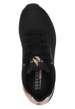 Sneakers Laag - Zwart 10 Sneakers Laag - Zwart -Schoenenwinkel ee07305112da4cee8ffc5c24f953865a